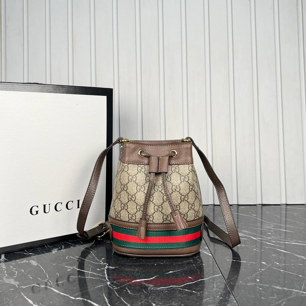 Gucci Ophidia Mini Bucket Bag

15x19 cm
5945 ⭐️