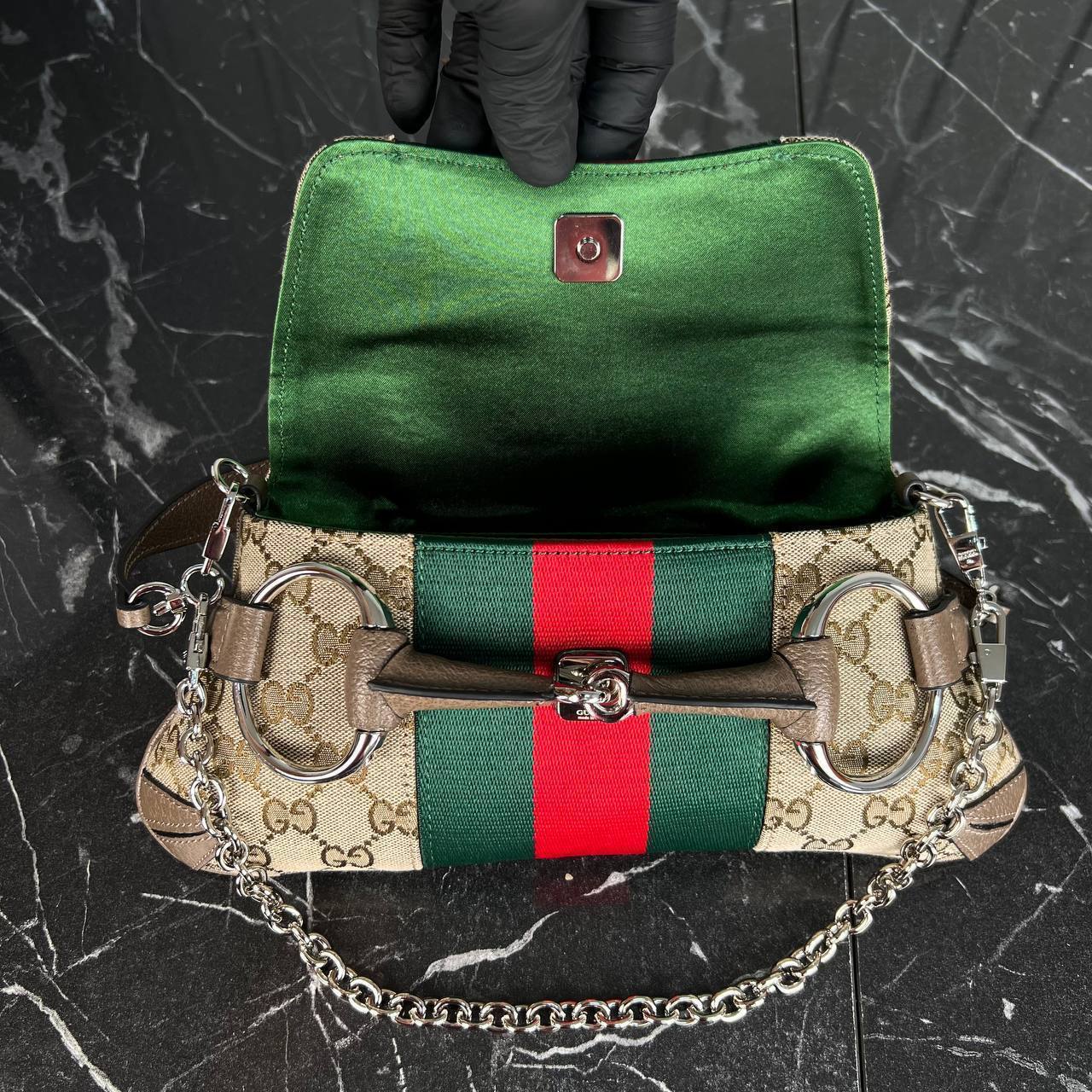 Gucci Horsebit Chain Medium Shoulder Bag

29x13 cm 
5773-2 ⭐️