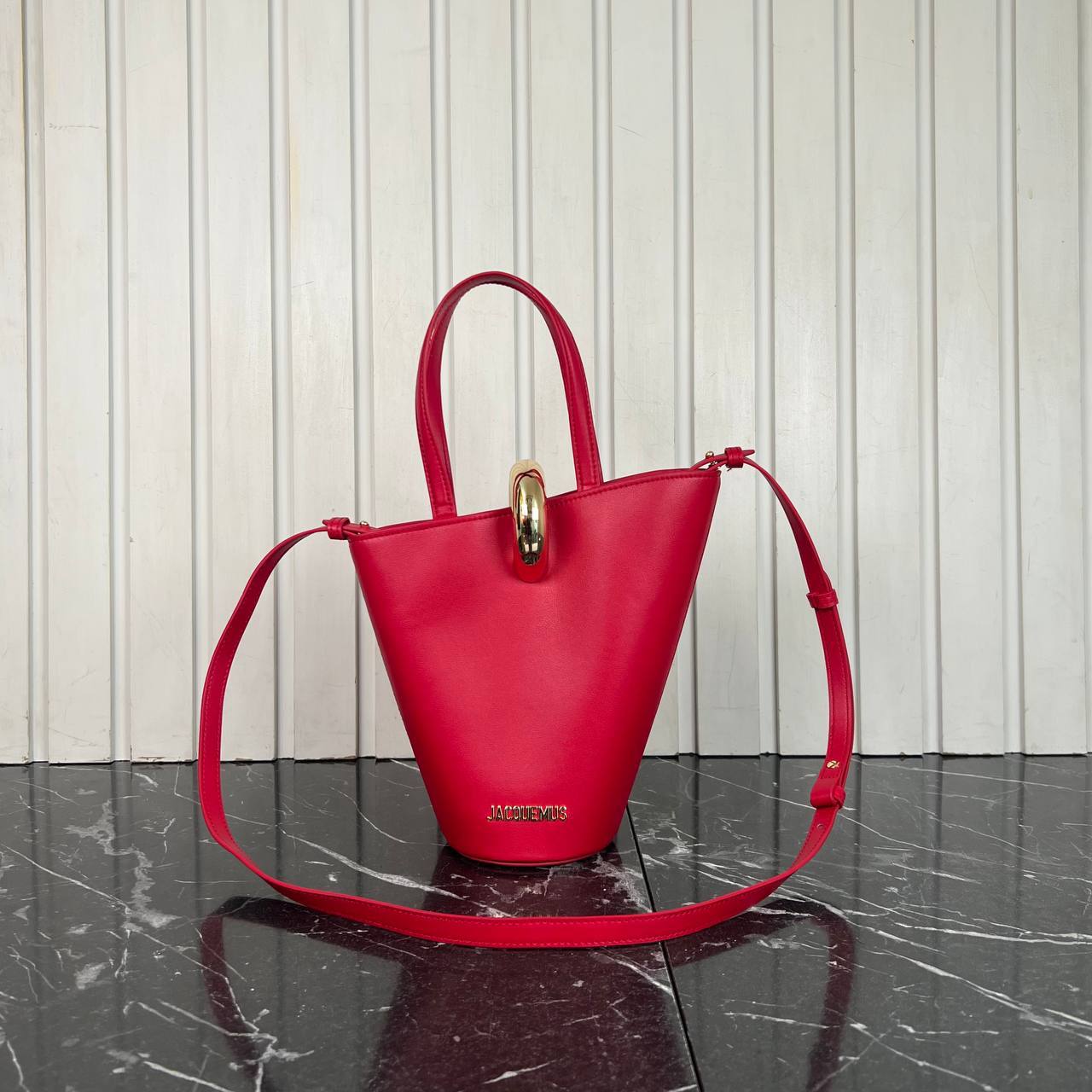 Jacquemus Bambola La Casa Bag
-50% προσφορά 
24x22 cm
6877 ⭐️