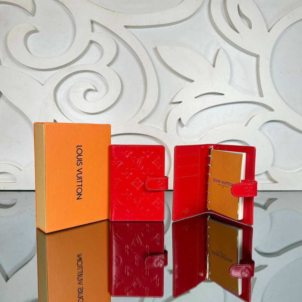 Louis Vuitton Small Ring Agenda Cover 

214021 ⭐️