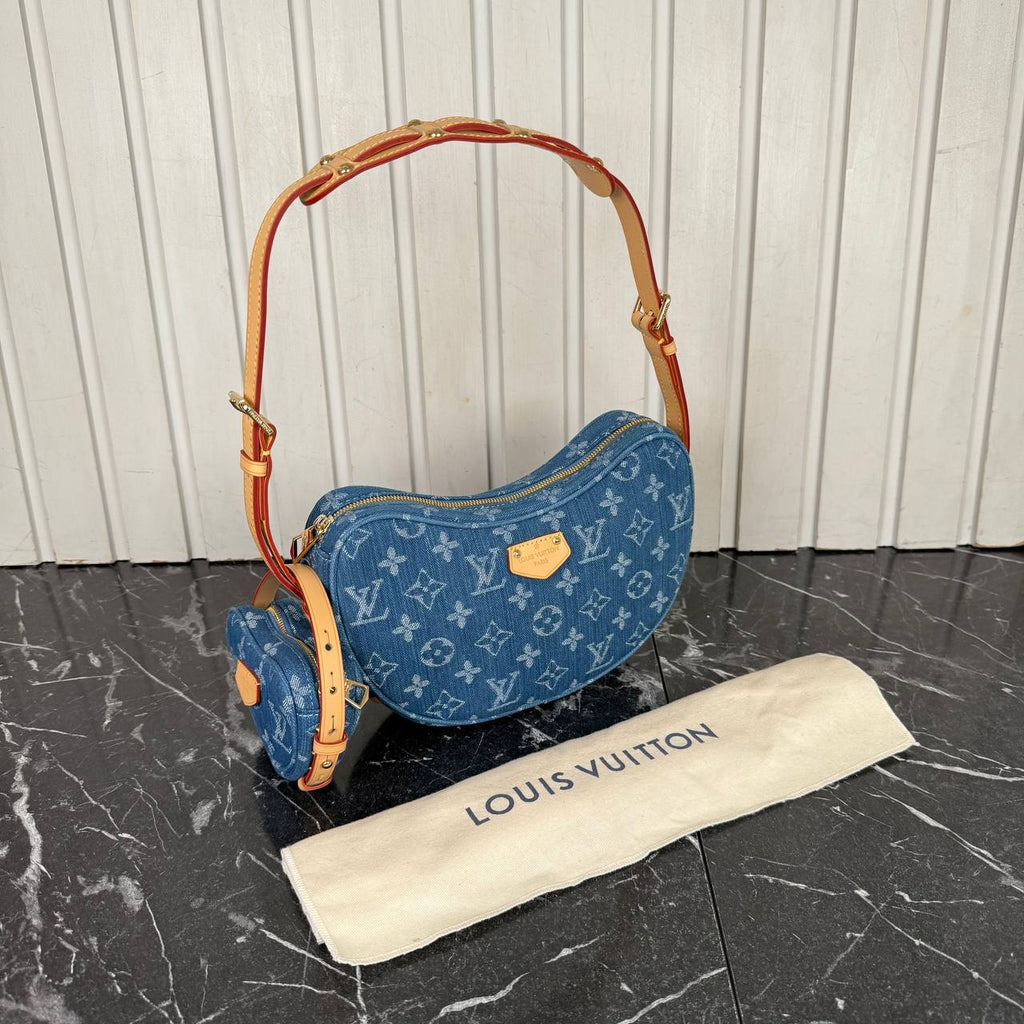 Louis Vuitton Croissant Denim

5785-19