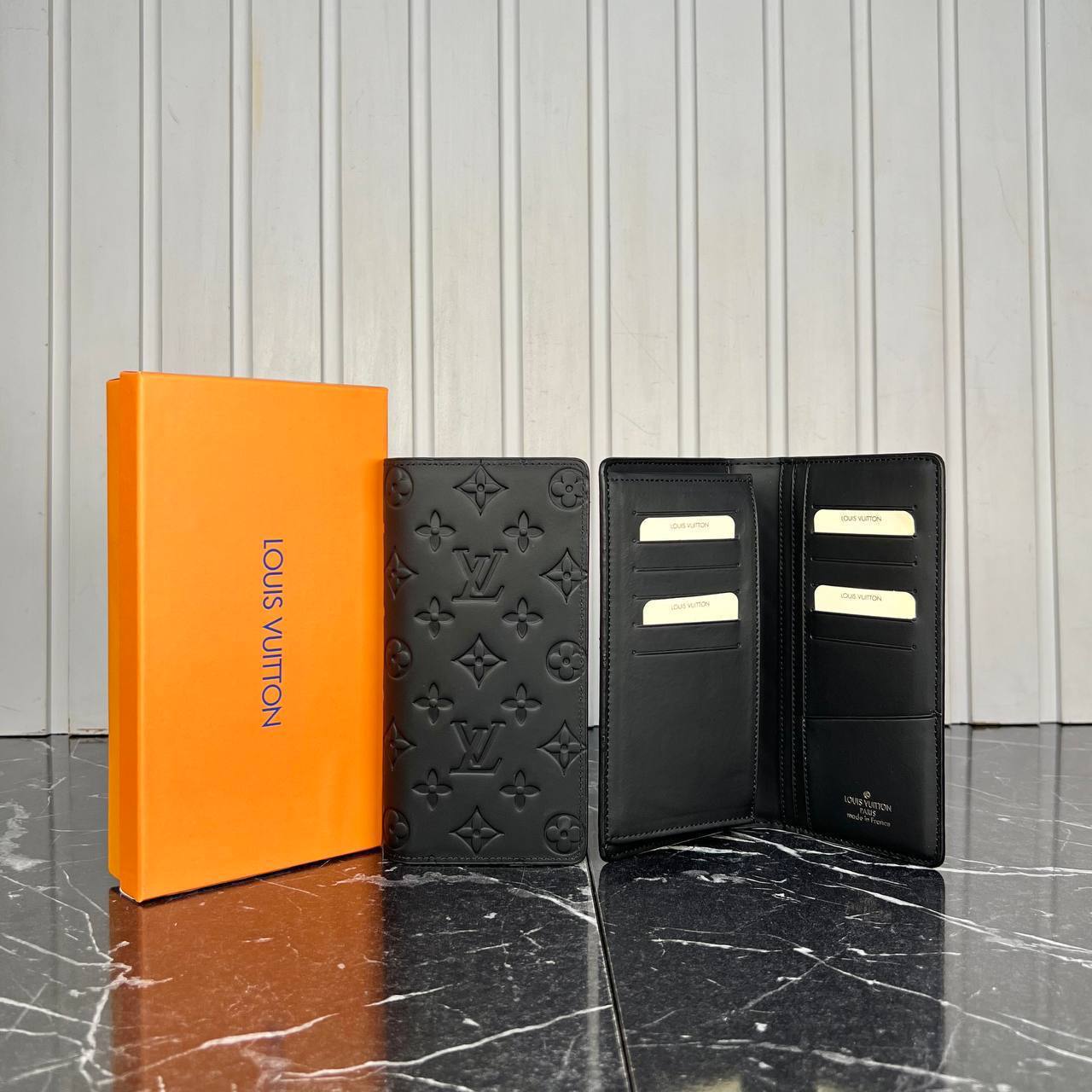 Louis Vuitton Brazza Wallet 

99.A ⭐️