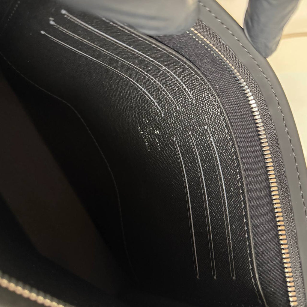 Louis Vuitton Pochette Voyage MM
Επιλογή χρώματος έπειτα από τηλεφωνική επικοινωνία 
910606 ⭐️