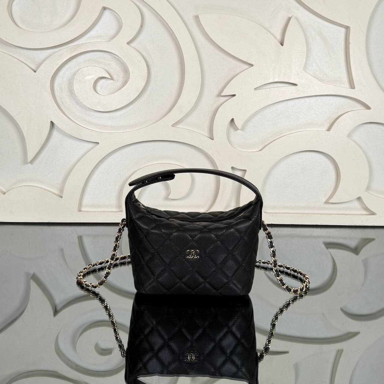 Chanel Mini Hobo Bag

15x9 cm
910706 ⭐️