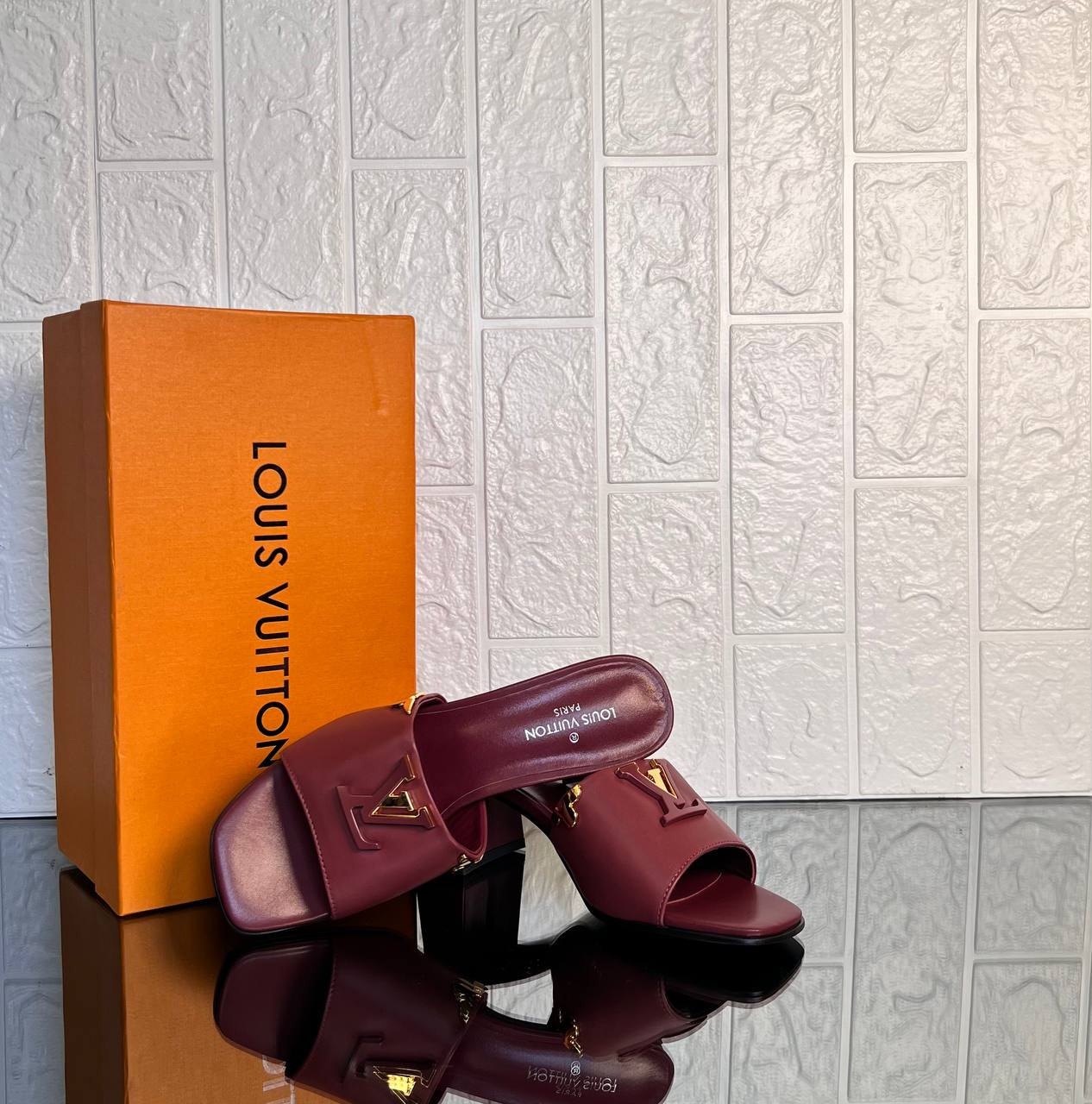 Louis Vuitton Mare Mule 8cm

911237 ⭐️