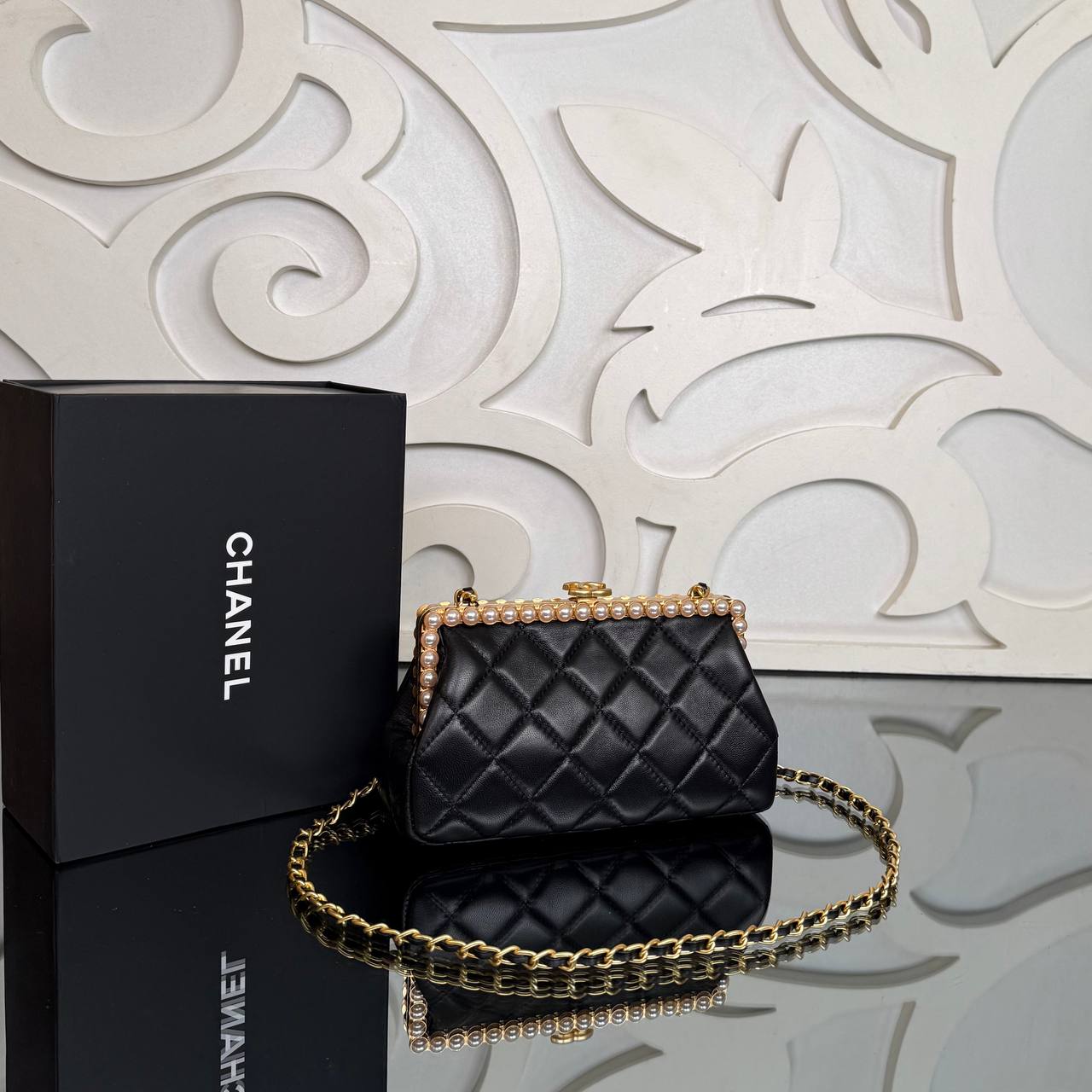 Chanel Mini Clutch

20x11.5 cm
910759 ⭐️