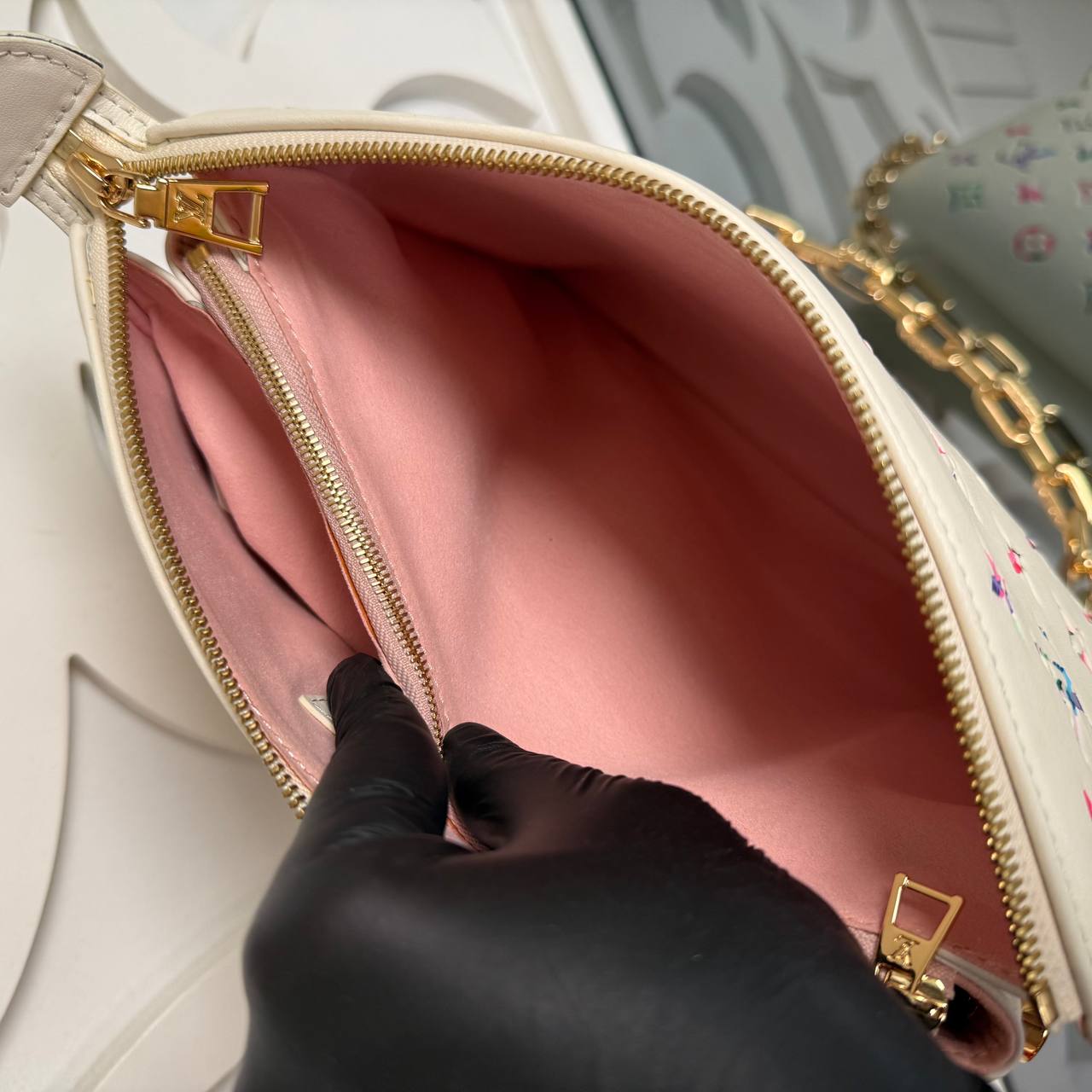 Louis Vuitton Coussin PM 

910238 ⭐️