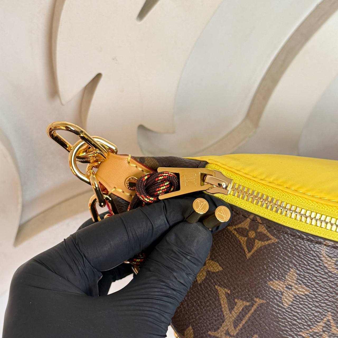 Louis Vuitton Bumbag

910688 ⭐️