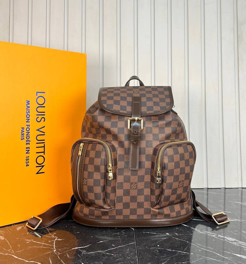 Louis Vuitton Bosporush Backpack 

1102