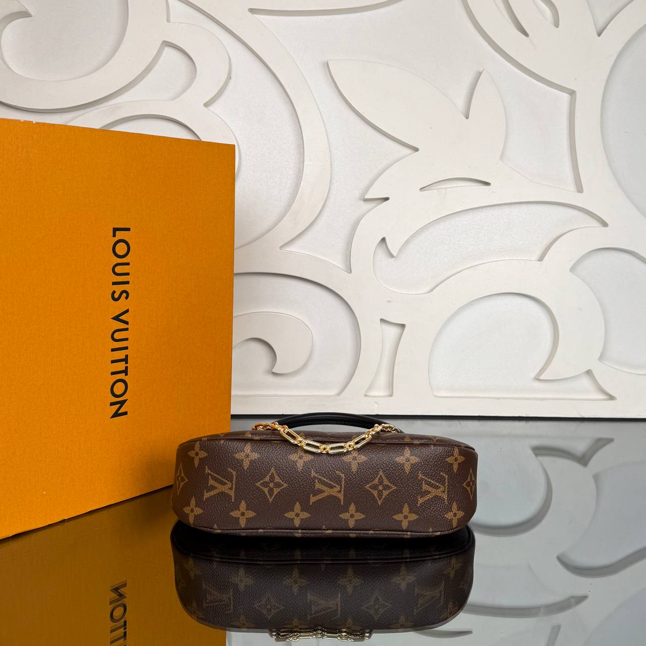 Louis Vuitton Catchy PM Bag

910332 ⭐️