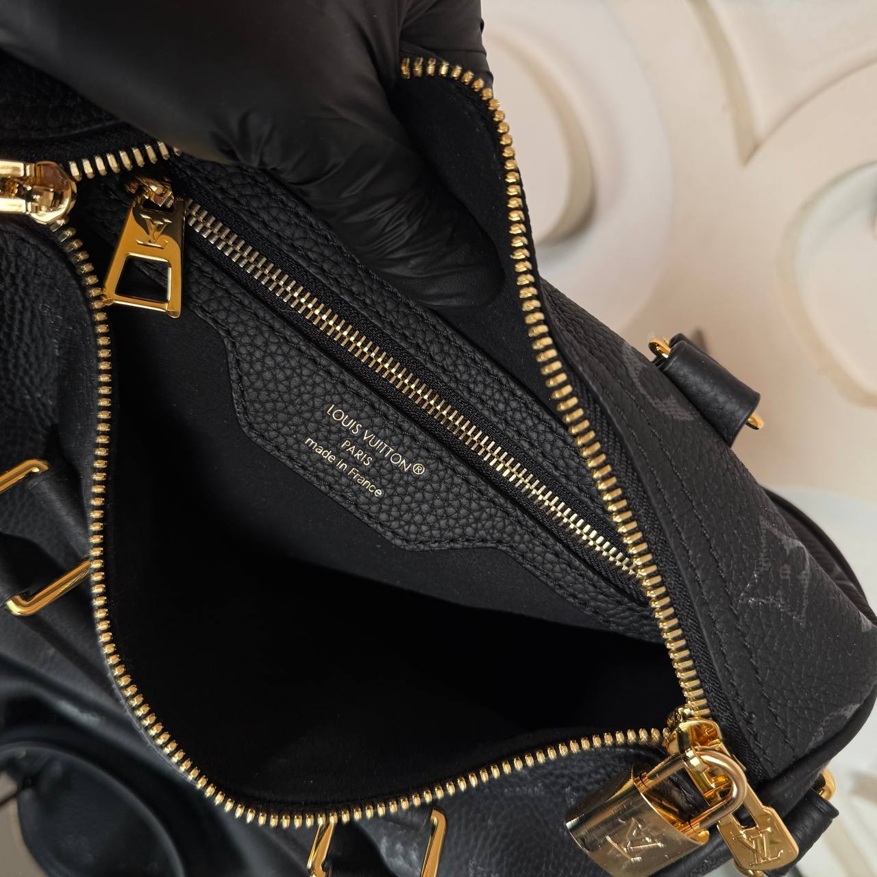 Louis Vuitton Speedy Bandouliere 25

910471 ⭐️
