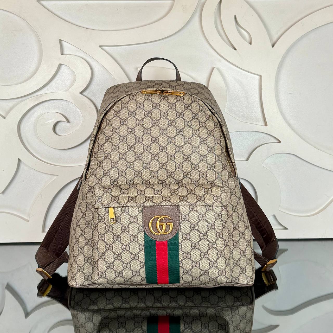 Gucci GG Ophidia Large Backpack

35x37 cm
910374 ⭐️
