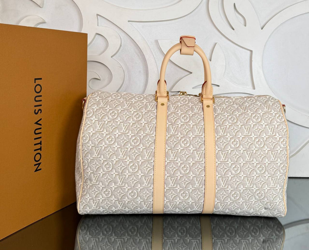 Louis Vuitton Keepall Bandouliere 45

45x27 cm
910975 ⭐️