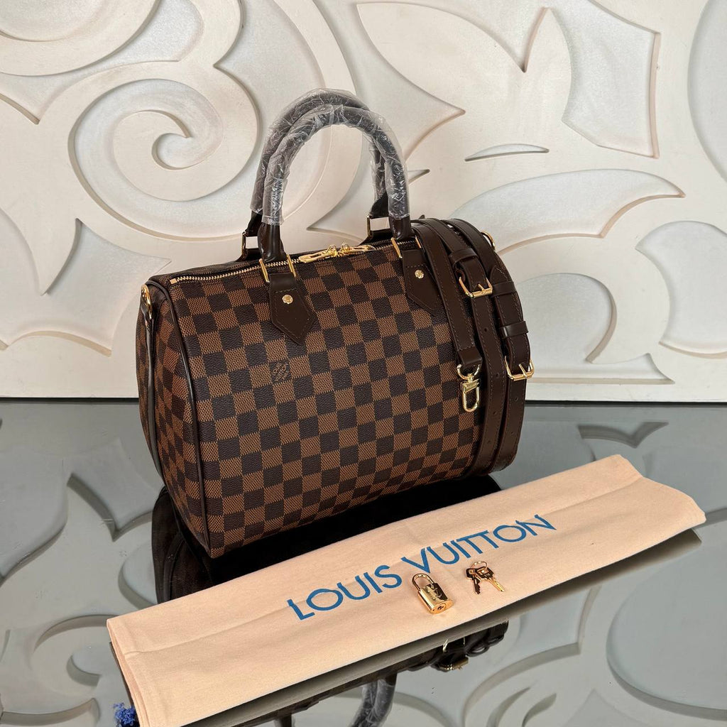 Louis Vuitton Speedy Bandouliere 30 cm 

1110