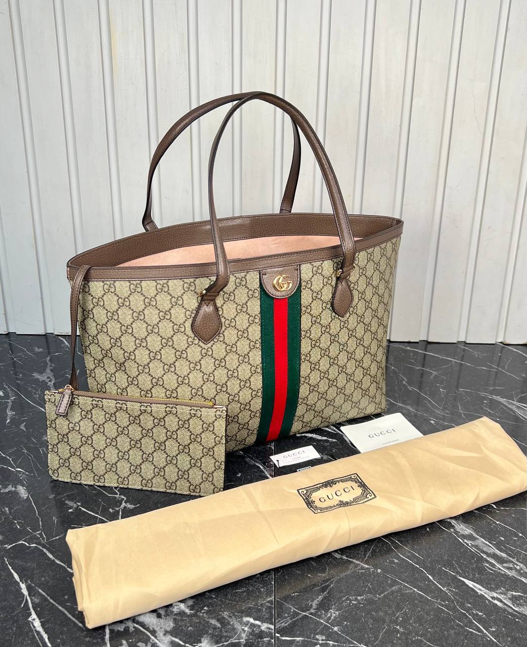 Gucci Ophidia GG Medium Tote Bag

46x26 cm 
6055 ⭐️