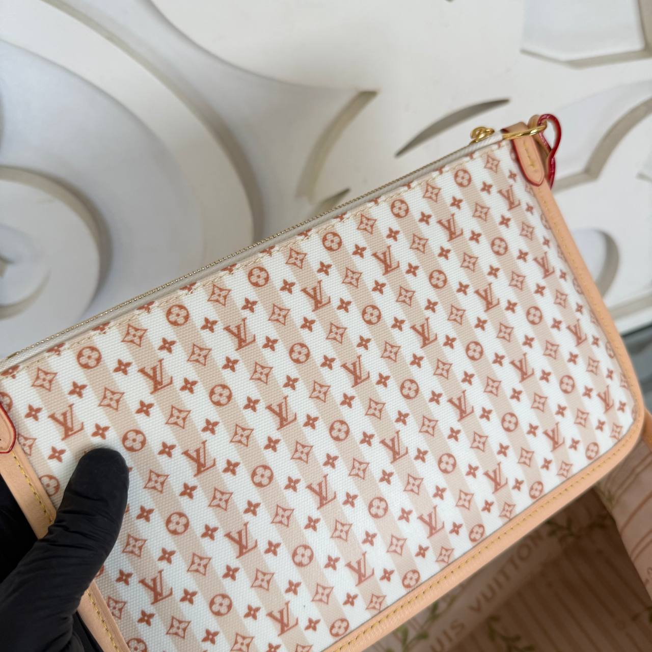 Louis Vuitton Neverfull MM

910995 ⭐️