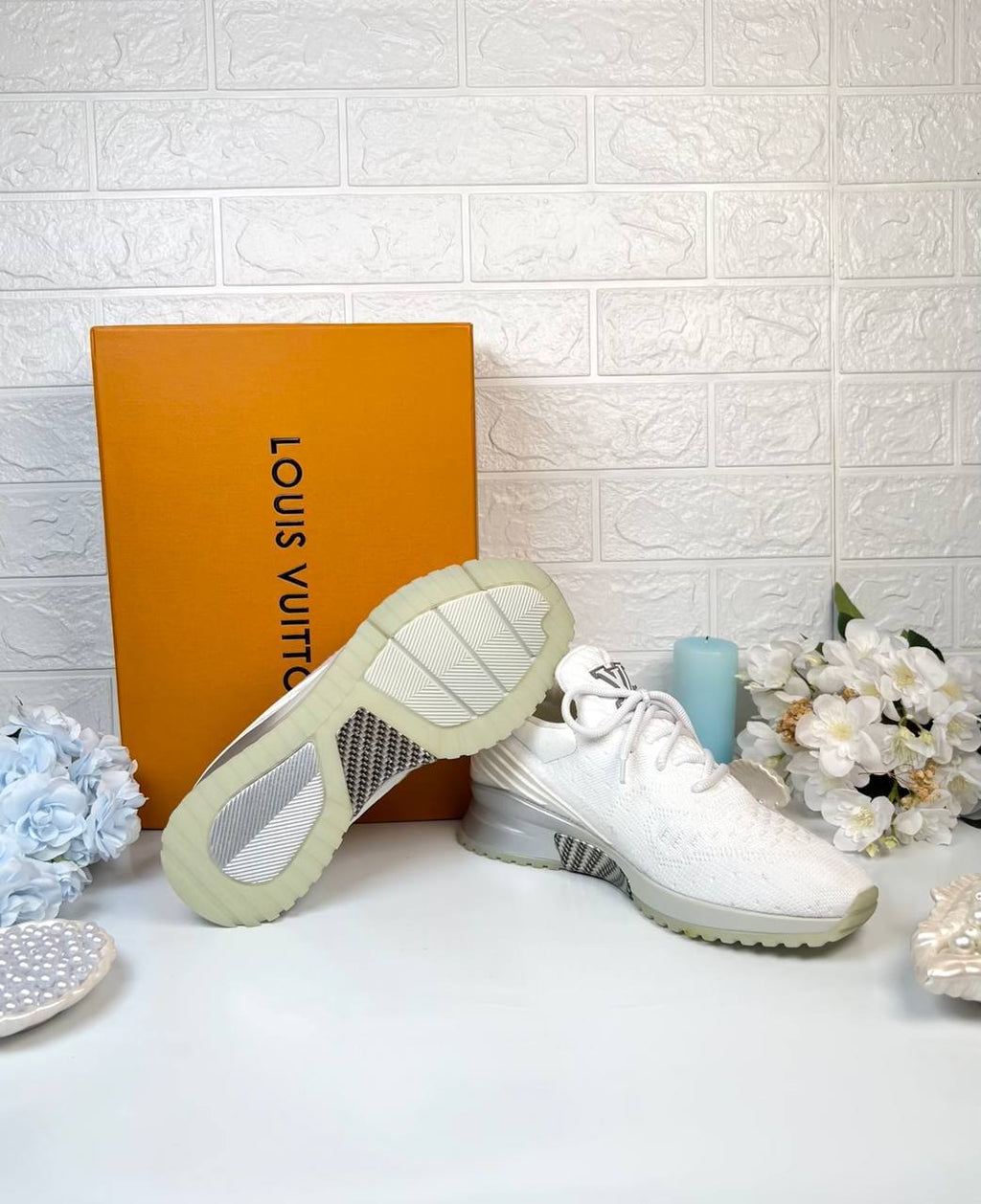 Louis Vuitton Sneaker 

3741-2 ⭐️