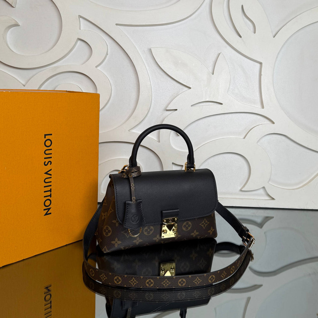 Louis Vuitton Madeleine BB Bag

910582 ⭐️