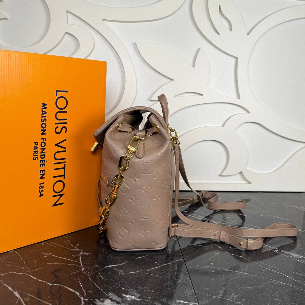 Louis Vuitton Coussin Backpack PM

910160 ⭐️