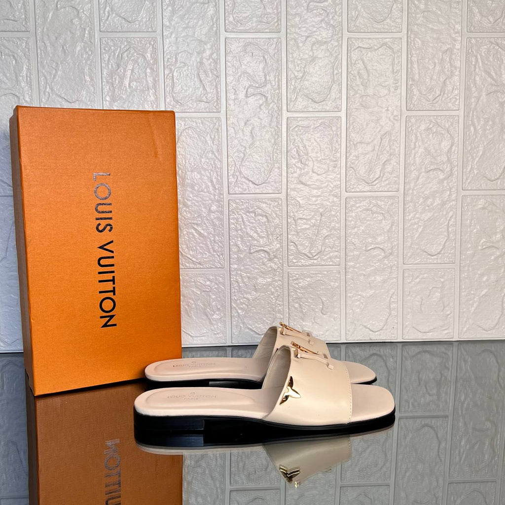 Louis Vuitton Mare Flat Mule

911256 ⭐️