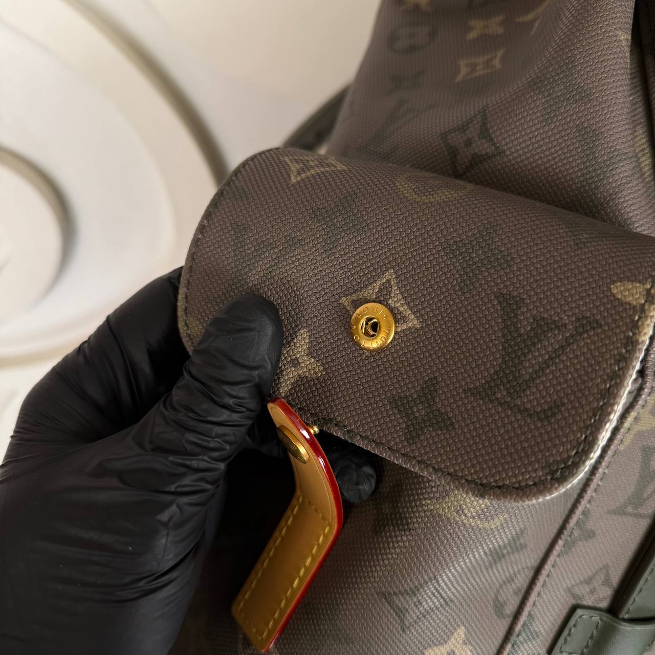 Louis Vuitton Christopher Backpack MM

910471 ⭐️