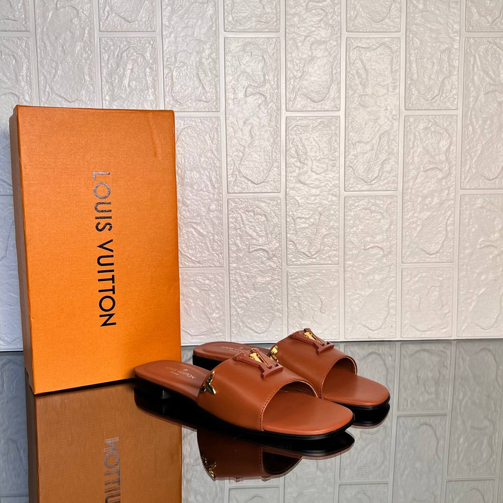 Louis Vuitton Mare Flat Mule

911256 ⭐️