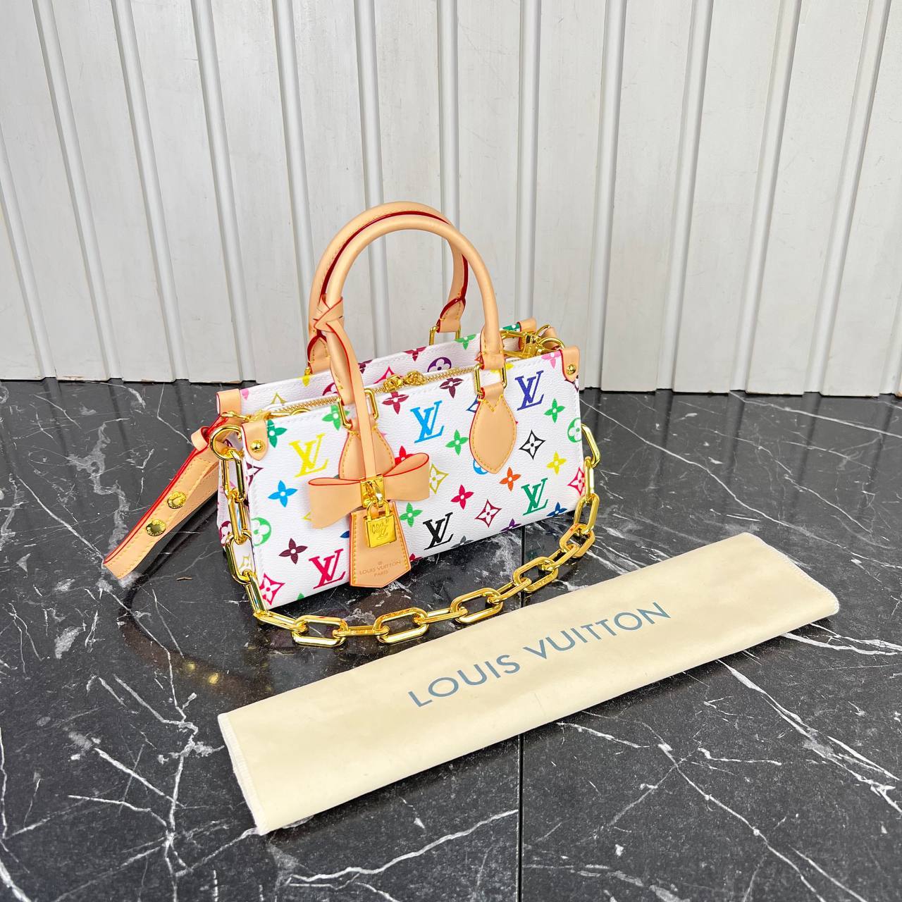 Louis Vuitton LV x TM OnTheGo East West 

6885 ⭐️
