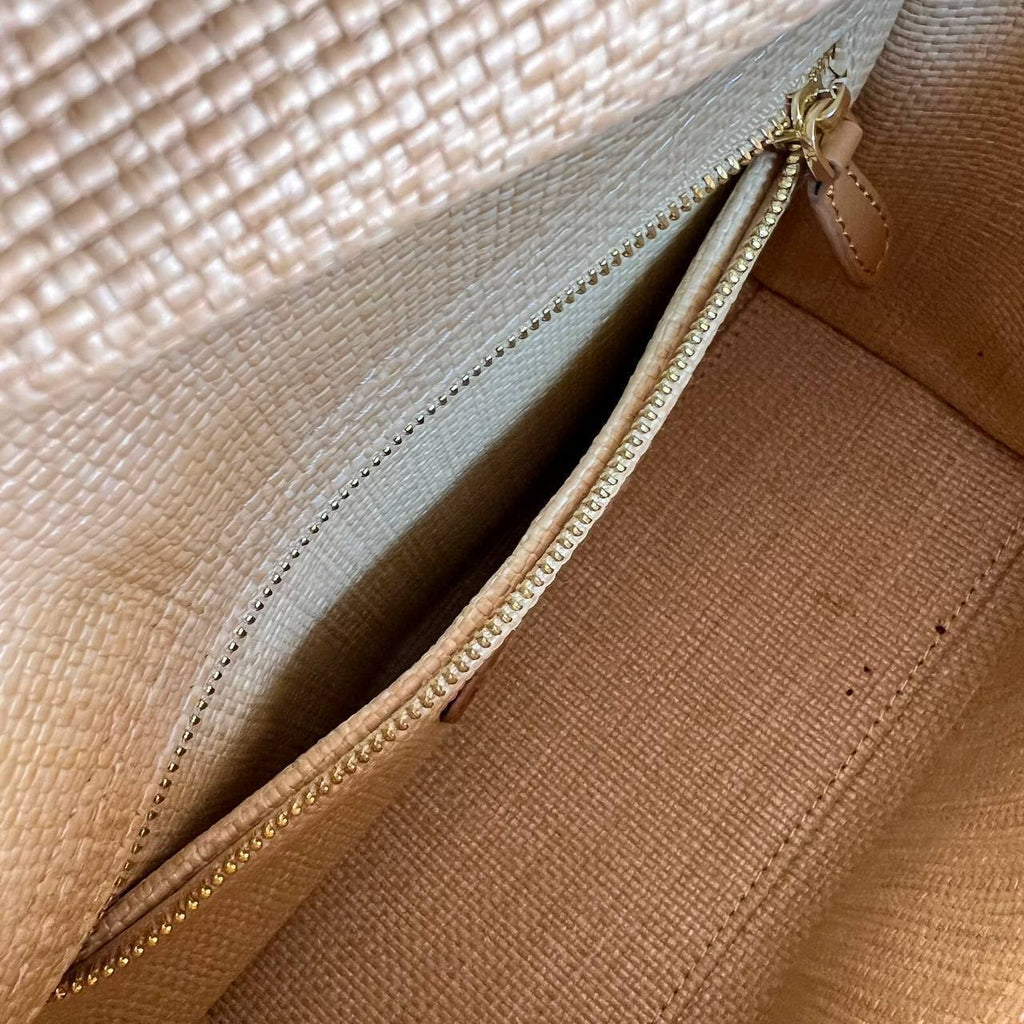 Christian Dior Lady Dior Raffia Bag Medium 

24x20 cm 
5479-2 ⭐️