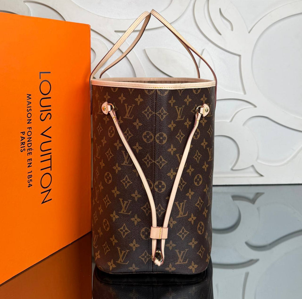 Louis Vuitton Neverfull GM

210095 ⭐️