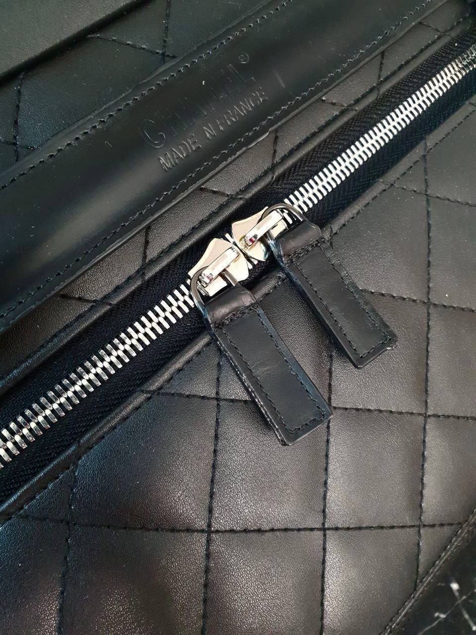 Chanel suit case 60x42x24