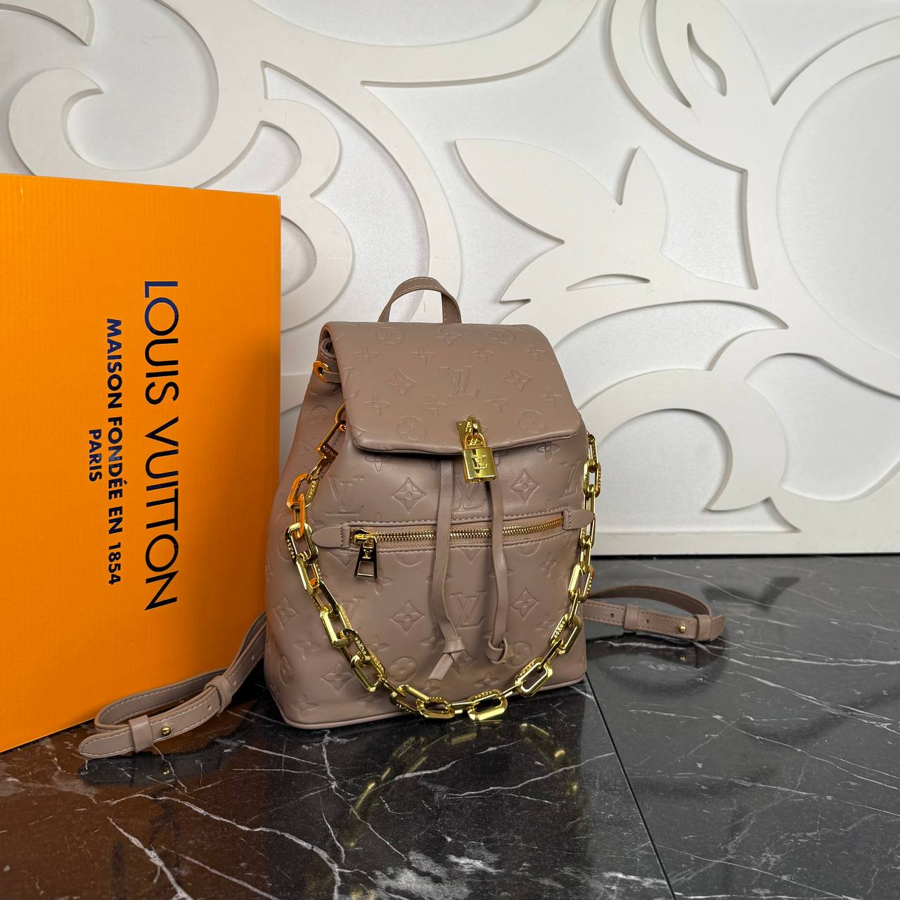 Louis Vuitton Coussin Backpack PM

910160 ⭐️
