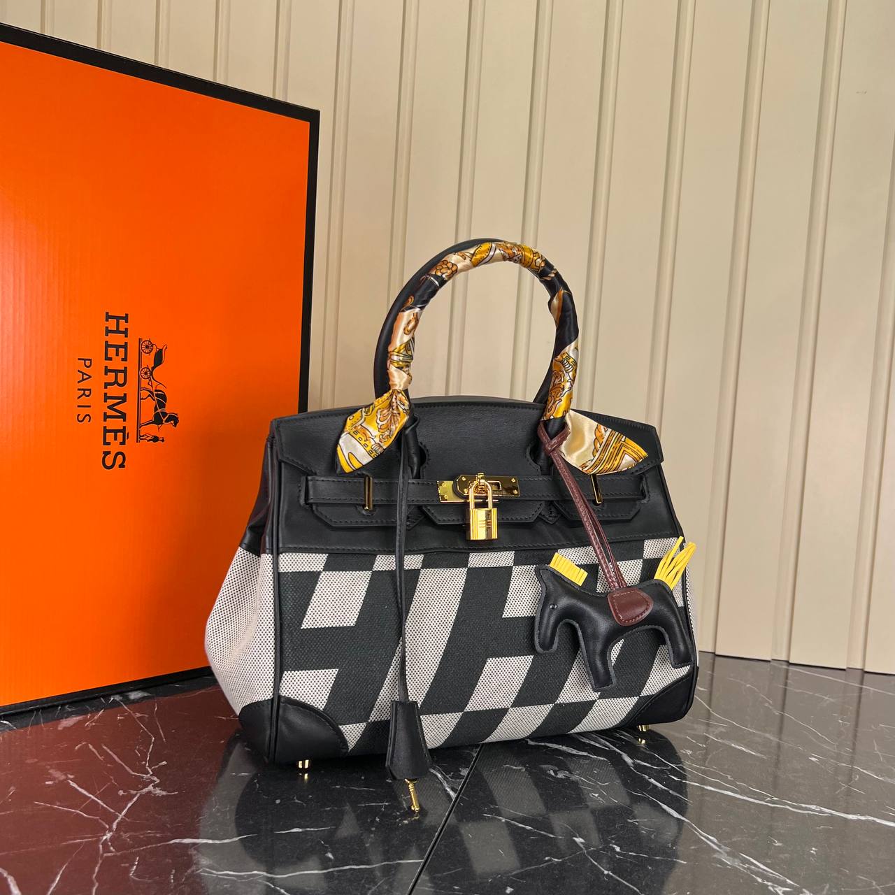 Hermes Birkin Bag 30 Cm 

30x22 Cm 
5447_6⭐️