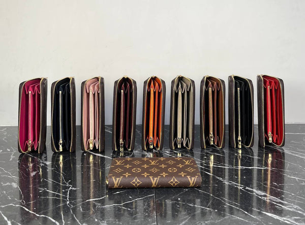Louis Vuitton Zippy Wallet 

20x10 cm 
28.B ⭐️