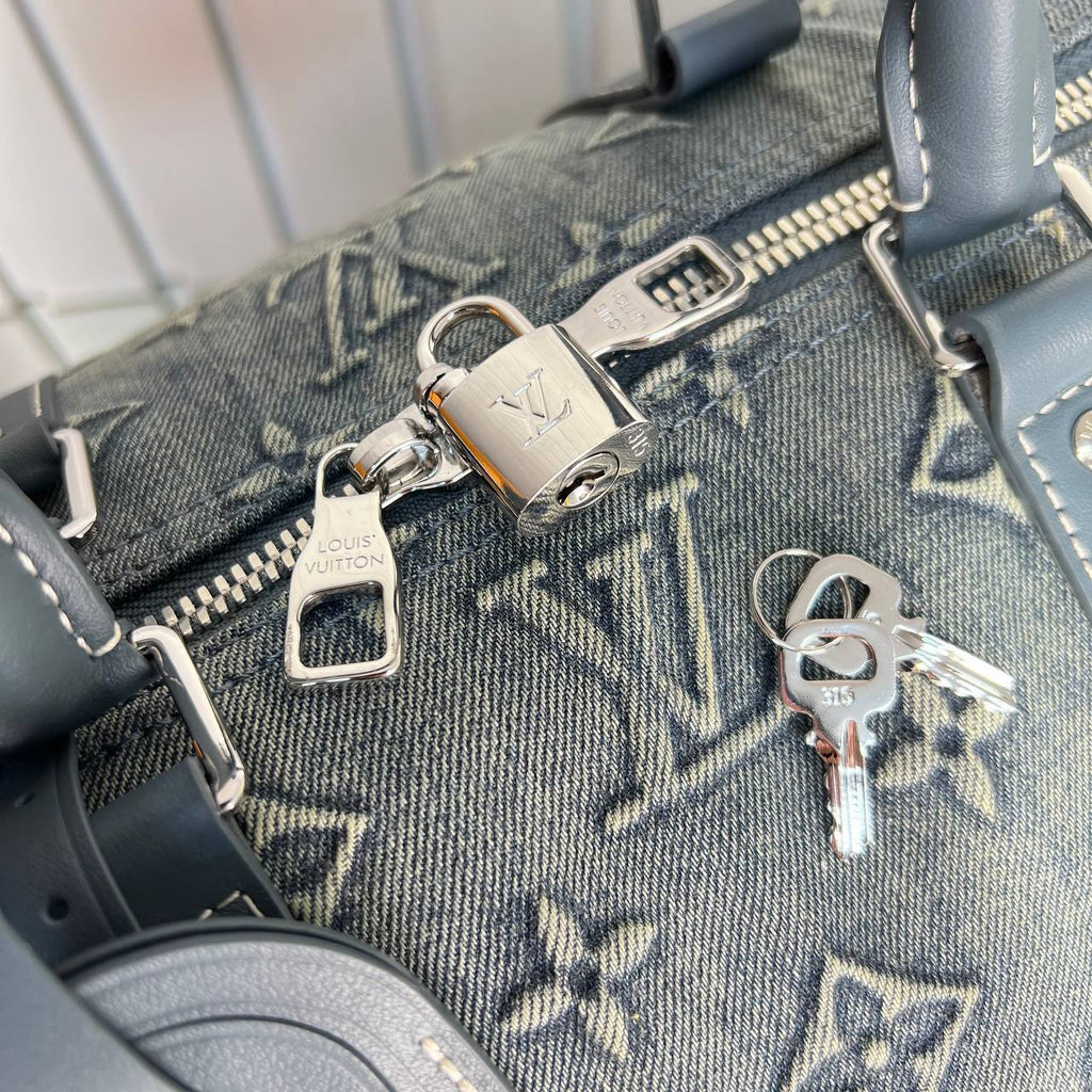 Louis Vuitton Keepall Banouliere Denim 50

5735-14 ⭐️