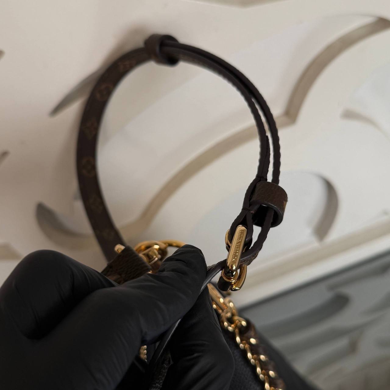 Louis Vuitton Multipass Bag

910426 ⭐️