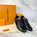 Louis Vuitton Trainer Sneakers

3708 ⭐️