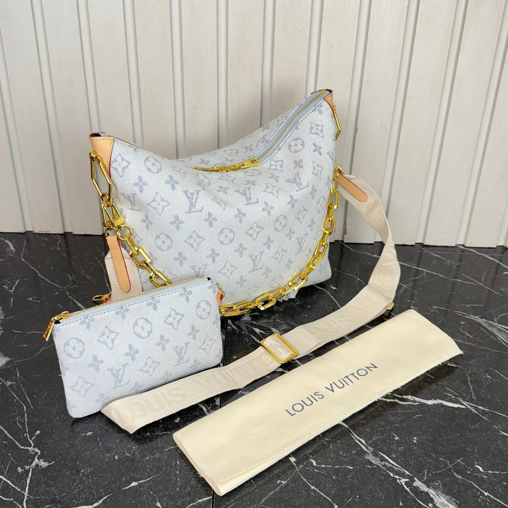 Louis Vuitton Coussin Hobo MM Denim

910136 ⭐️