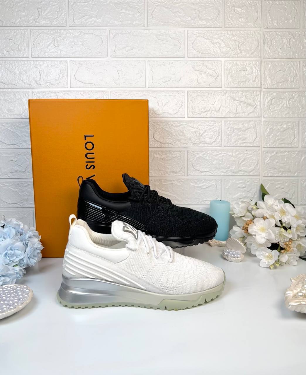 Louis Vuitton Sneaker 

3741-2 ⭐️