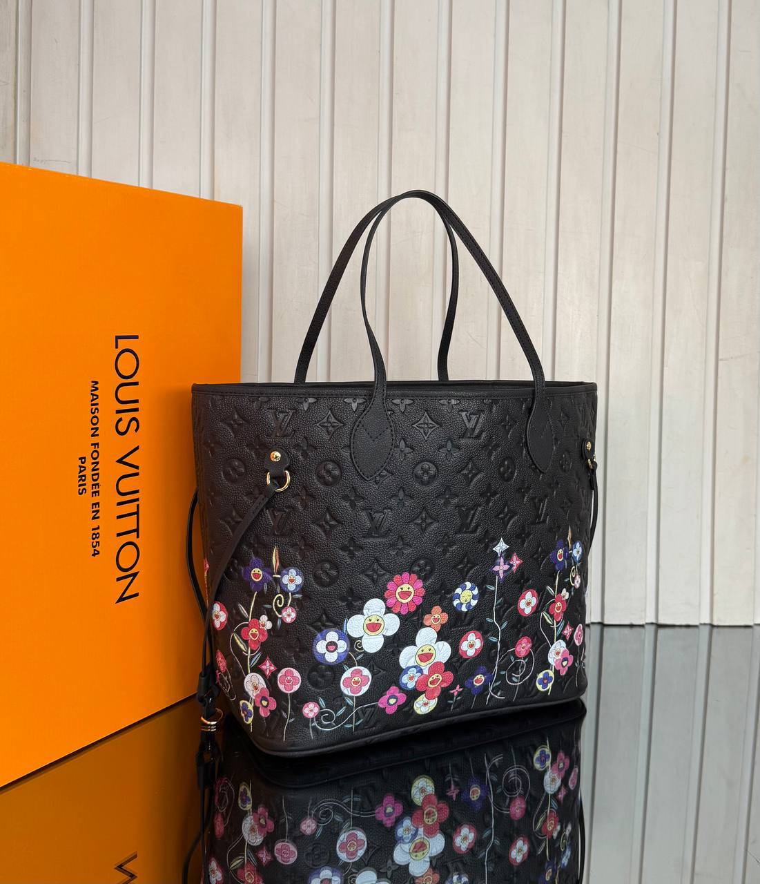 Louis Vuitton LV x TM Neverfull MM

910126 ⭐️