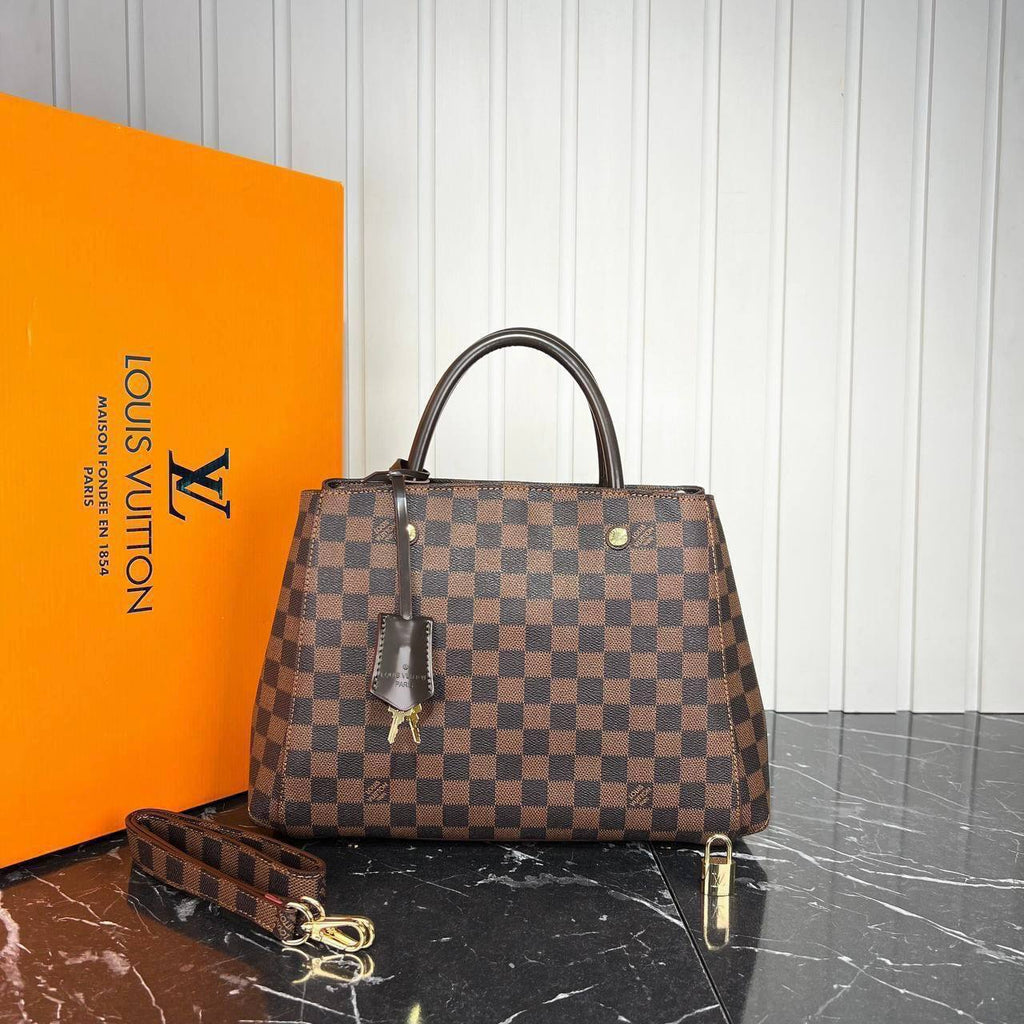 Louis Vuitton Montaigne Bag Medium 

529