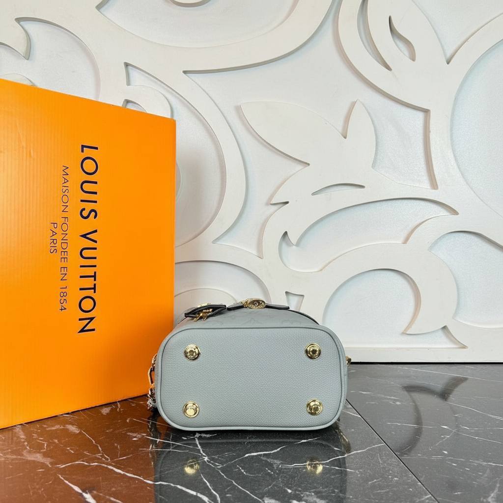 Louis Vuitton Vanity PM 

860-2 ⭐️