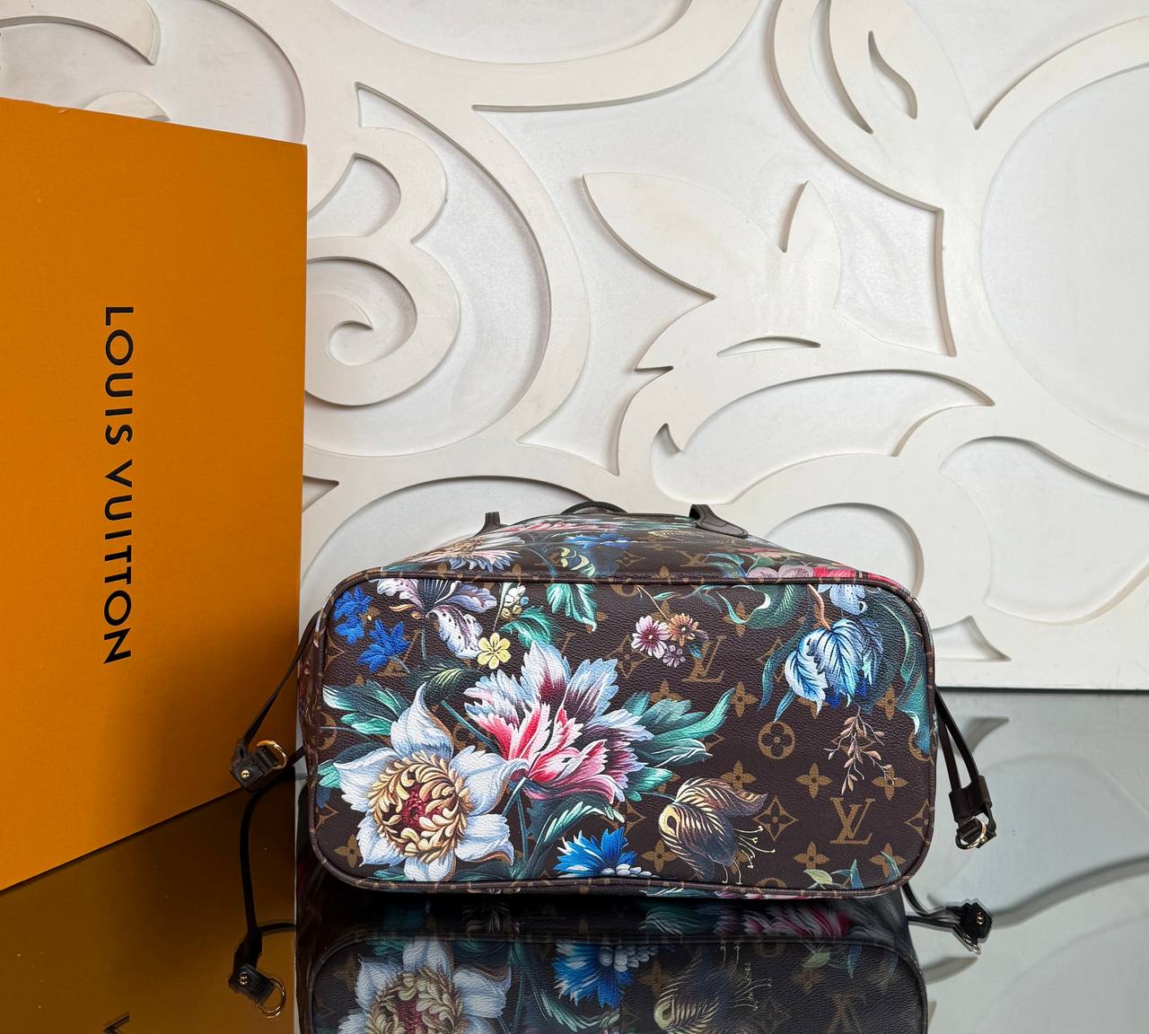Louis Vuitton Neverfull MM

910624