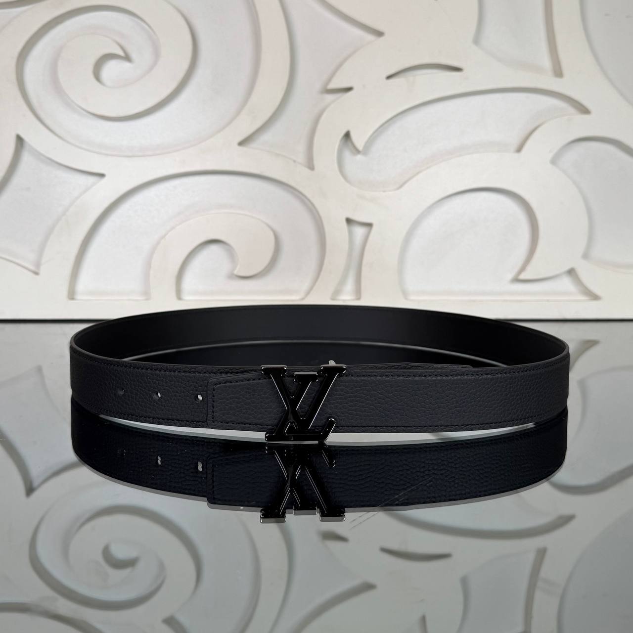 Louis Vuitton Heritage Belt 3.5 cm

217071 ⭐️