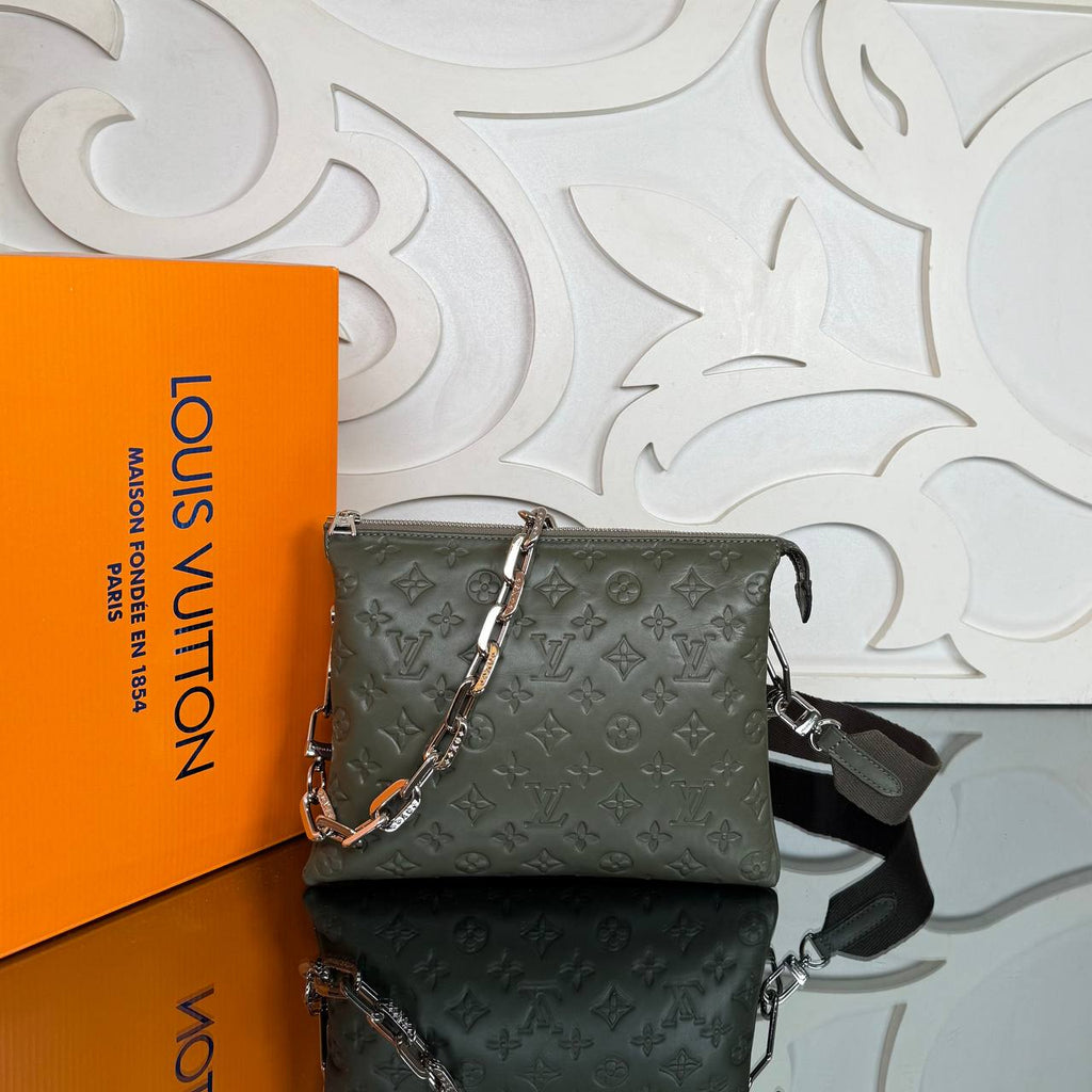 Louis Vuitton Coussin PM 

853-2 ⭐️