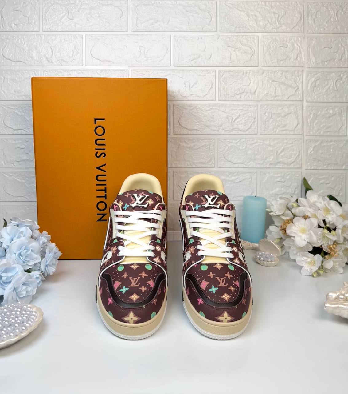 Louis Vuitton Sneakers

3793-5 ⭐️