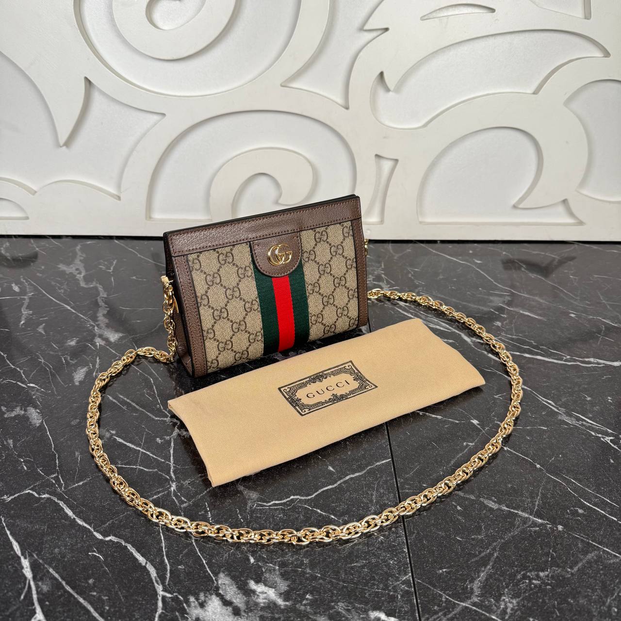 Gucci Ophidia GG Chain Clutch Mini

19x14 cm
5931 ⭐️