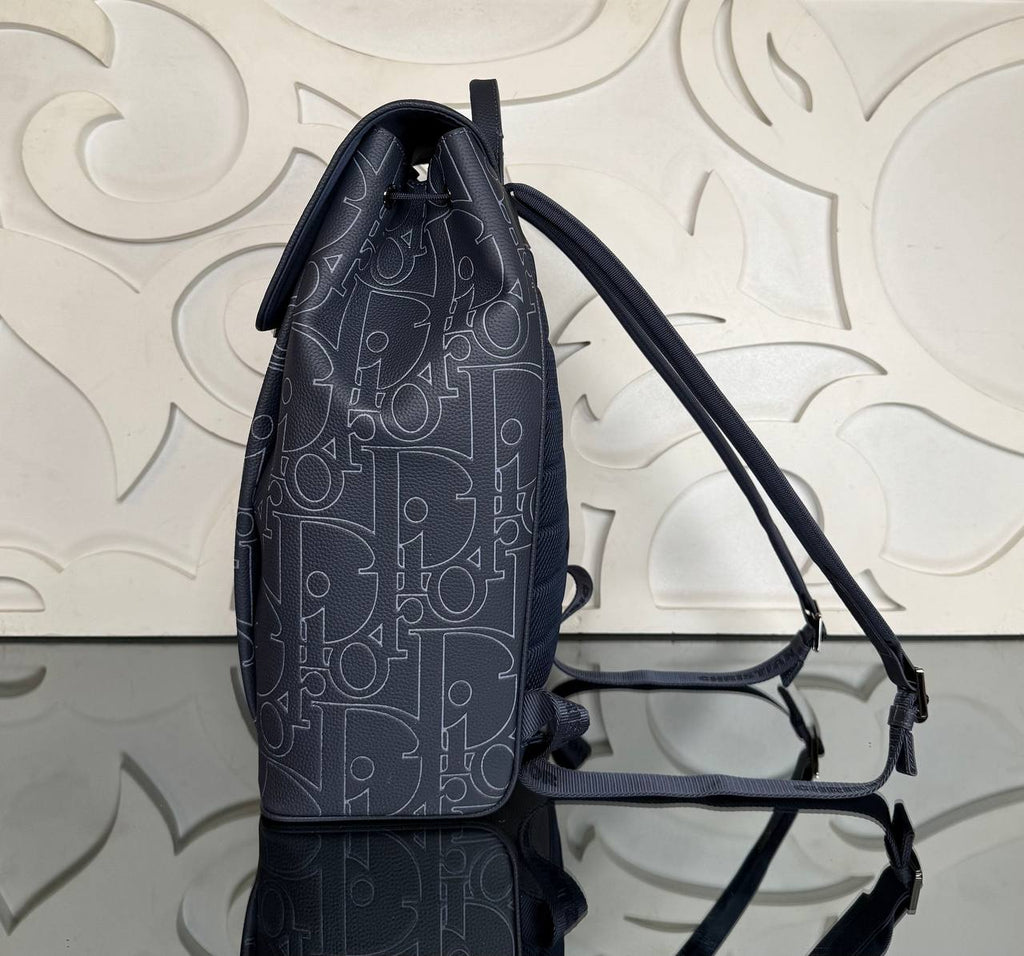 Christian Dior Daily Backpack with Flap

32x40 cm
910413 ⭐️