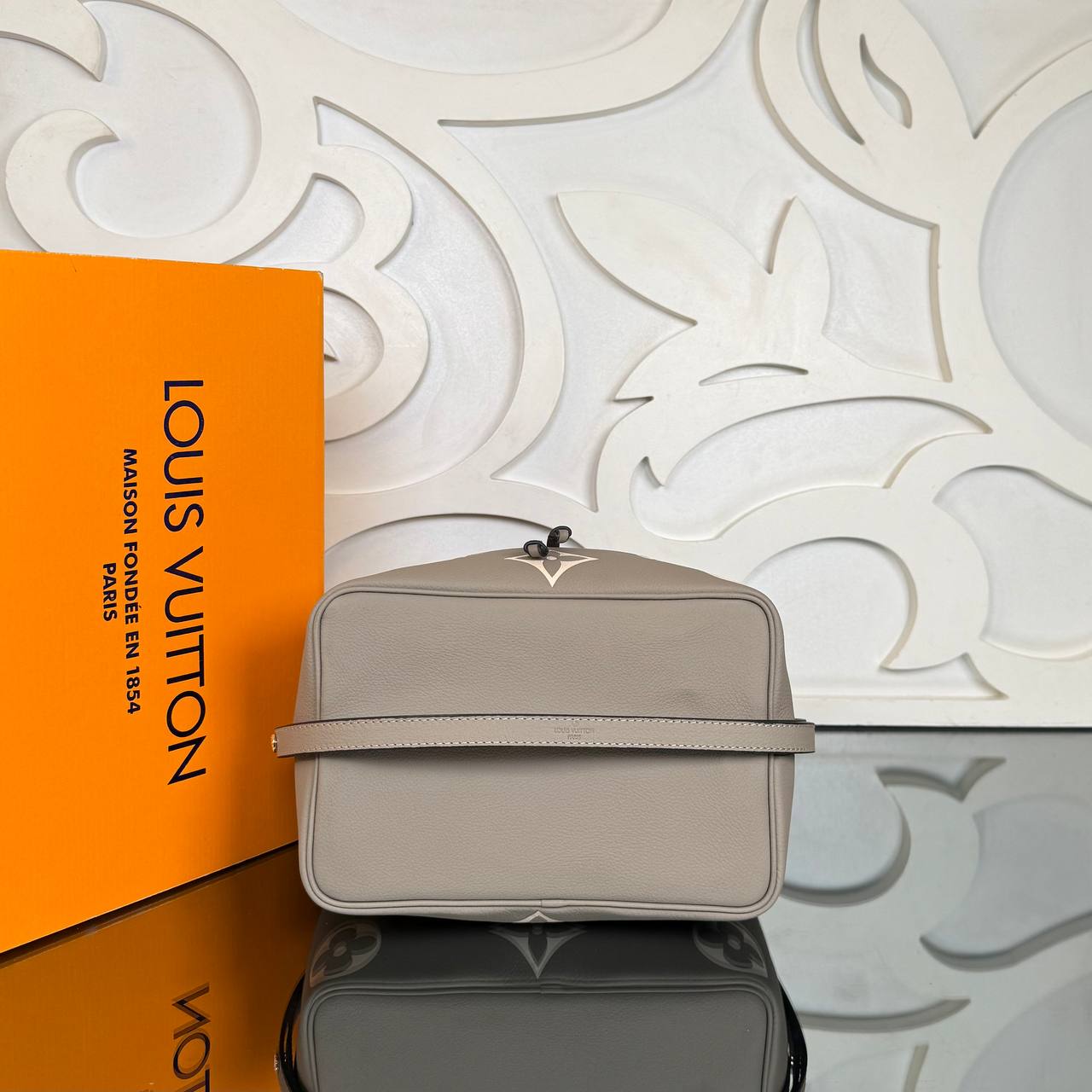 Louis Vuitton NeoNoe Bag

5759-1 ⭐️