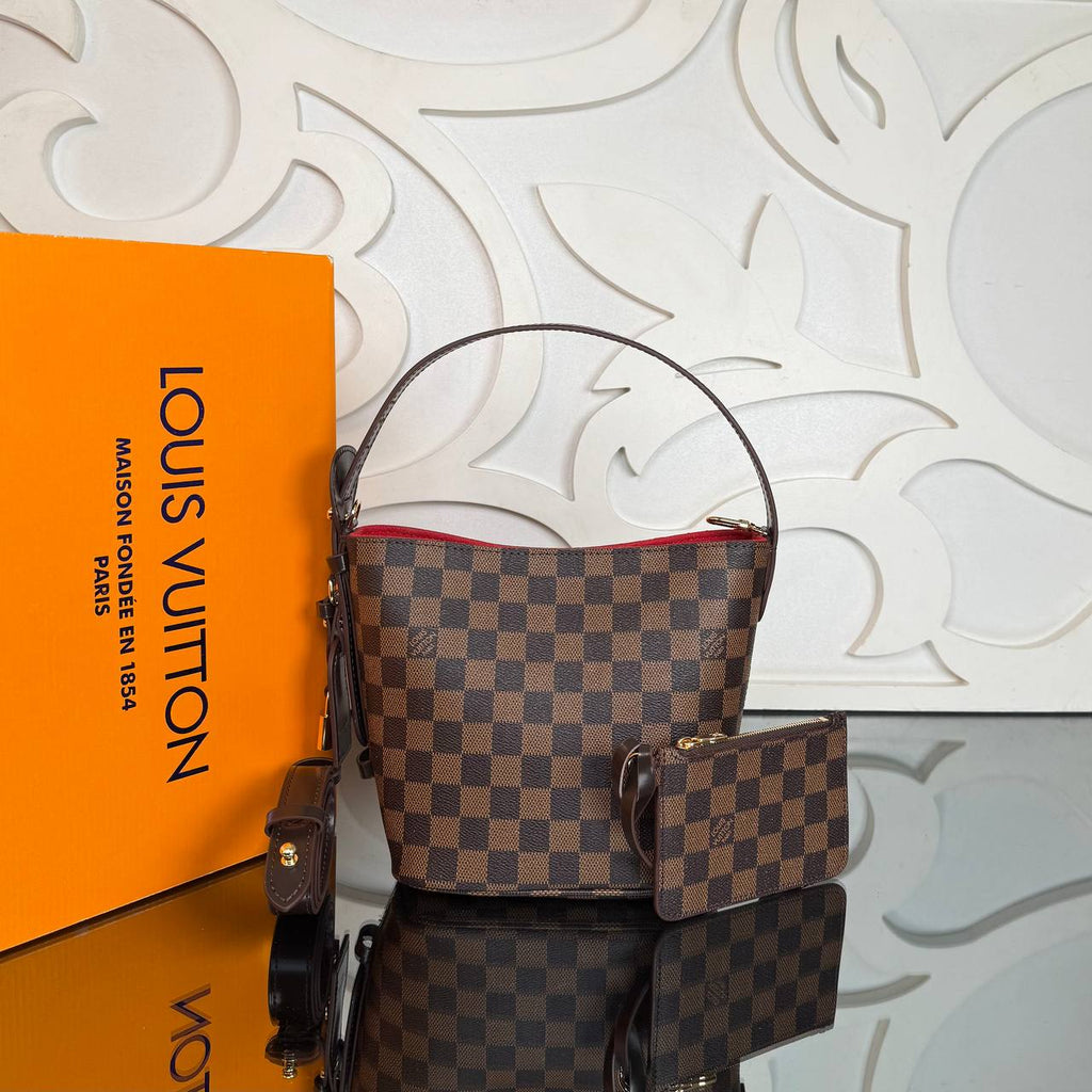 Louis Vuitton All In BB

210087 ⭐️