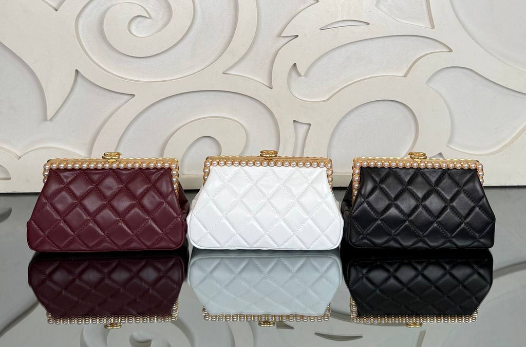 Chanel Mini Clutch

20x11.5 cm
910759 ⭐️